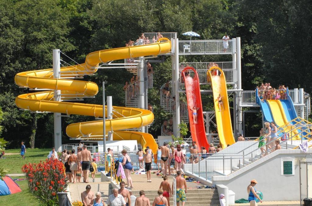 Lilla Wellnessapartman Zalakaros Zewnętrze zdjęcie